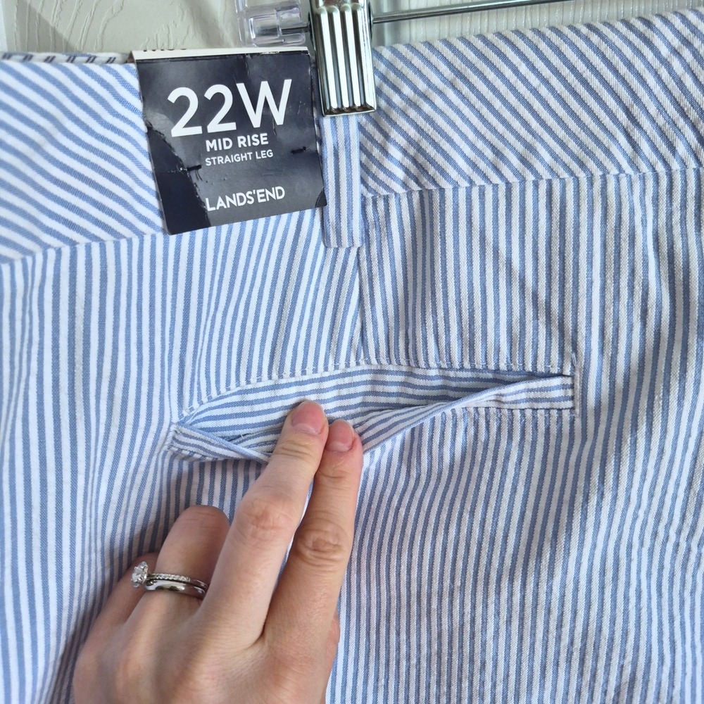 Lands End seersucker blue white stripe mid rise straight cropped pants women 22W - Picture 10 of 16